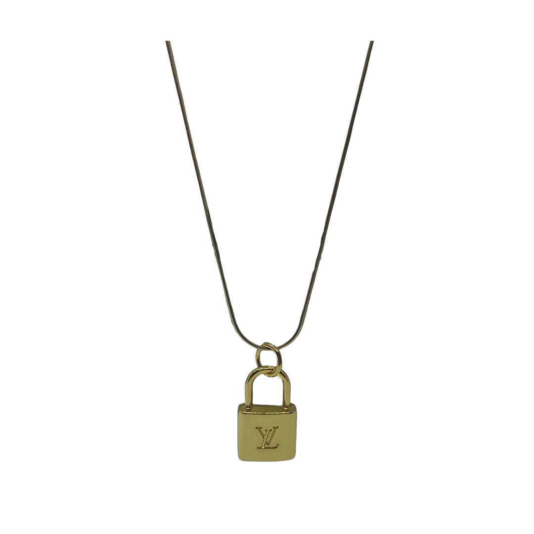 925 Sterling Silver, 18ct Plated Gold Necklace with ALTERED Lock