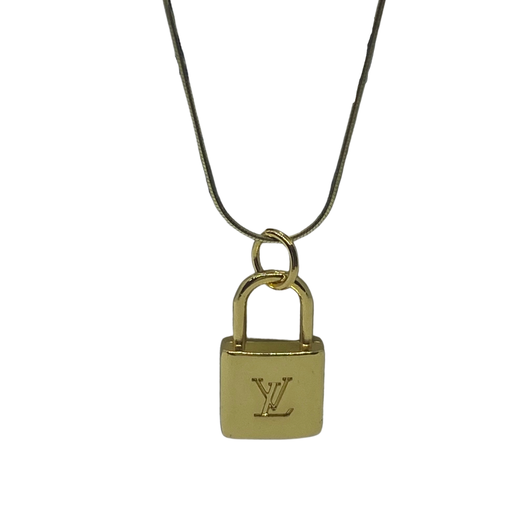 925 Sterling Silver, 18ct Plated Gold Necklace with LV Lock Charm - zbyzo